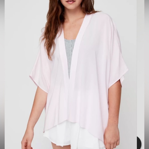 Sunday Best Cosima Kimono - Picture 1 of 11